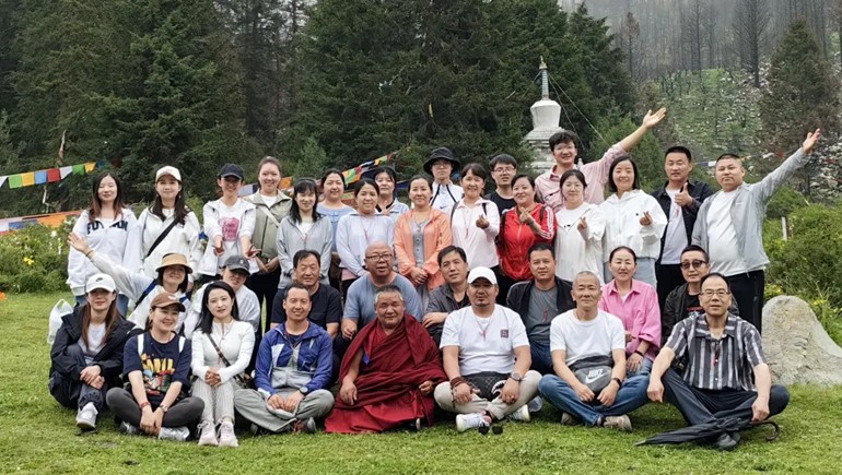 菠菜担保网集团达尔宗圣湖祈；疃